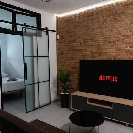 Moderno Piso Toledano トレド