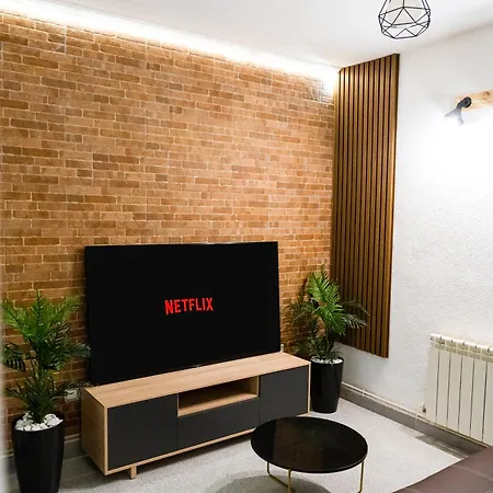 Moderno Piso Toledano アパート トレド