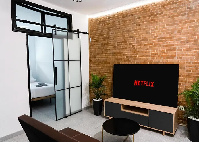 Moderno Piso Toledano